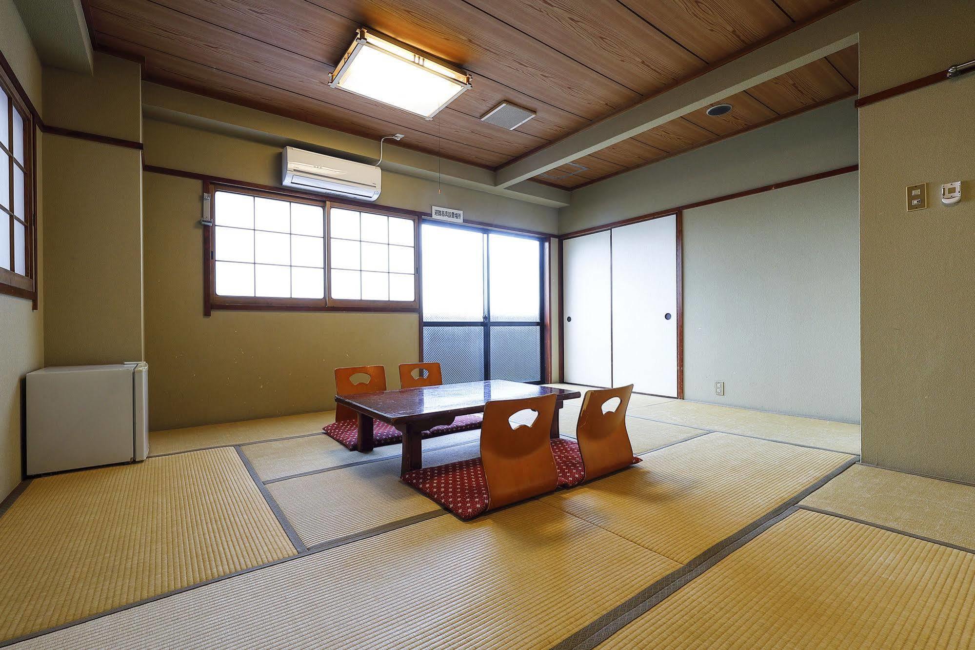 Azumaya Ryokan Киото Экстерьер фото