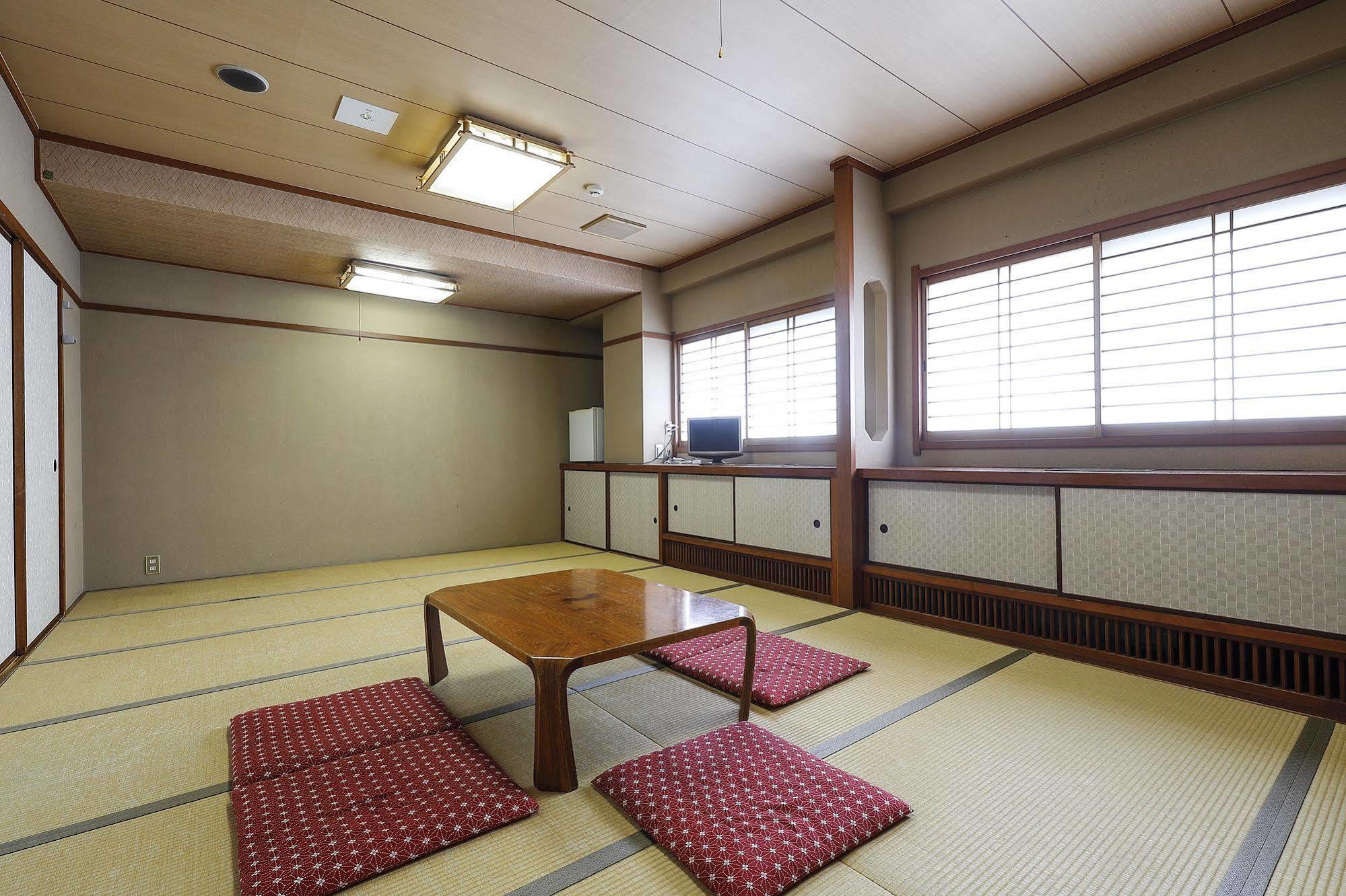Azumaya Ryokan Киото Экстерьер фото