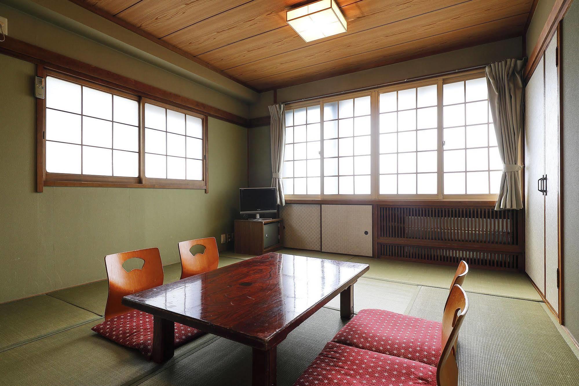 Azumaya Ryokan Киото Экстерьер фото