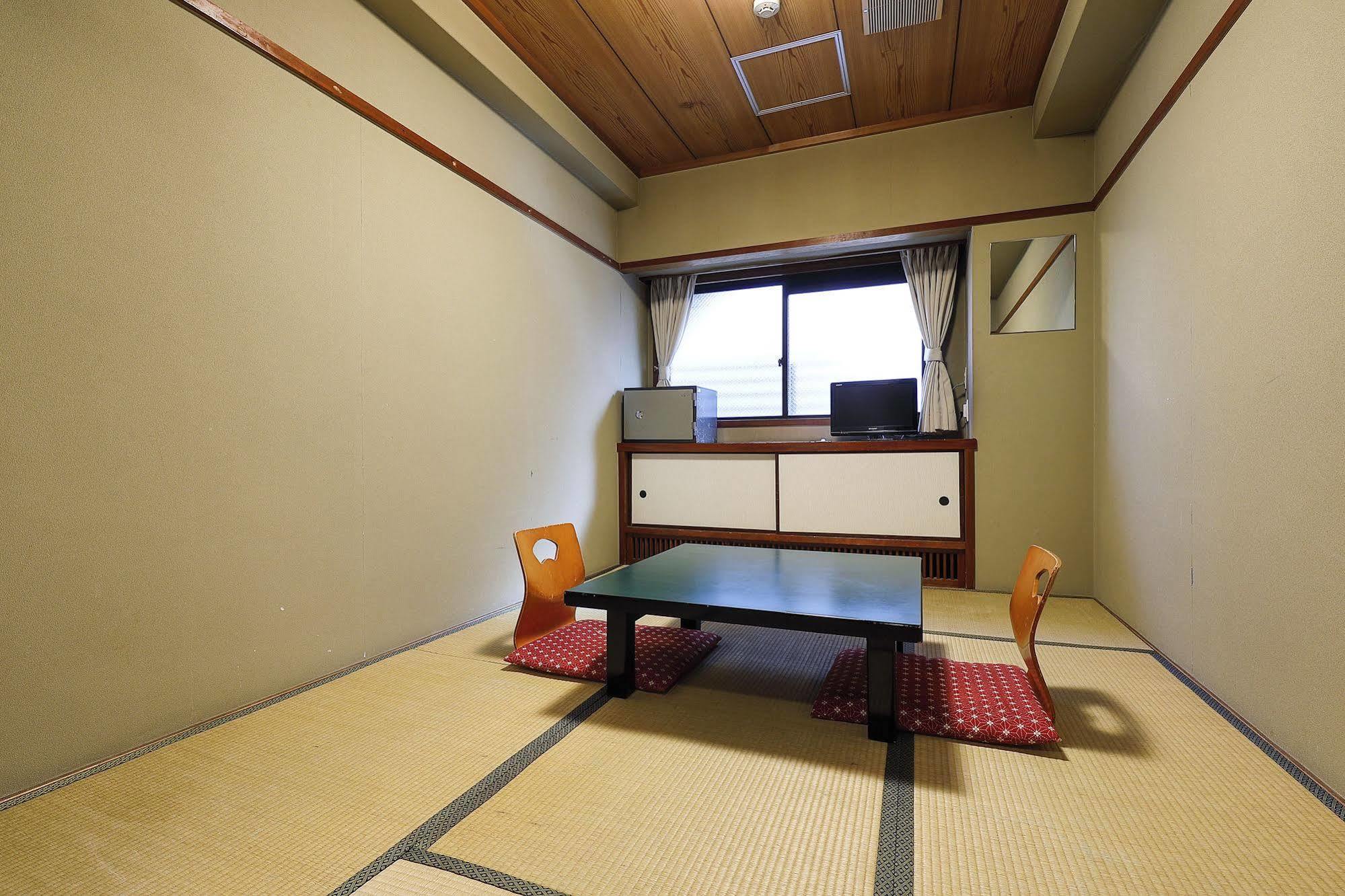 Azumaya Ryokan Киото Экстерьер фото