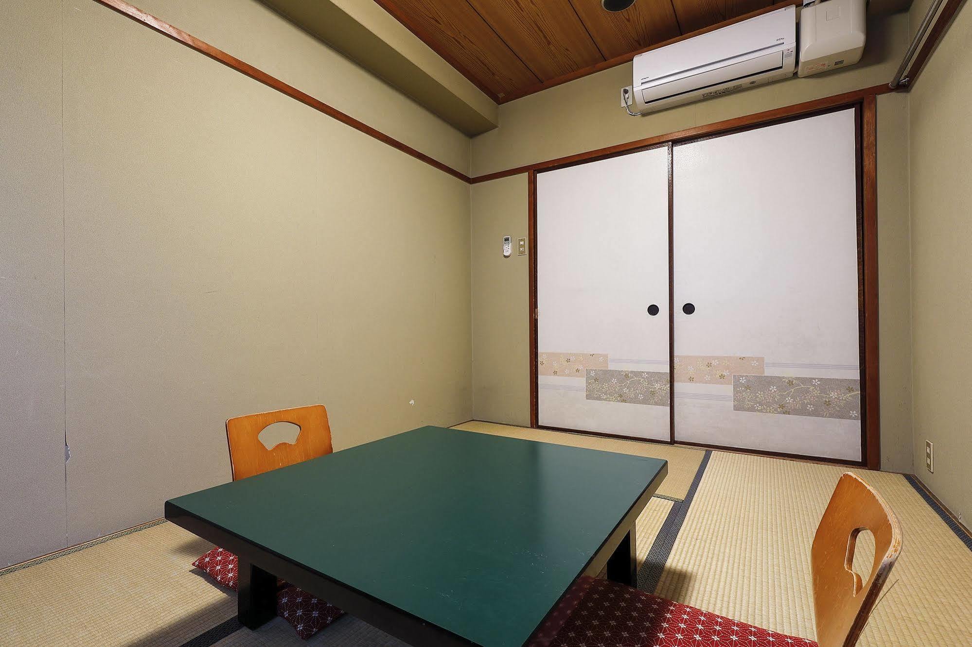 Azumaya Ryokan Киото Экстерьер фото
