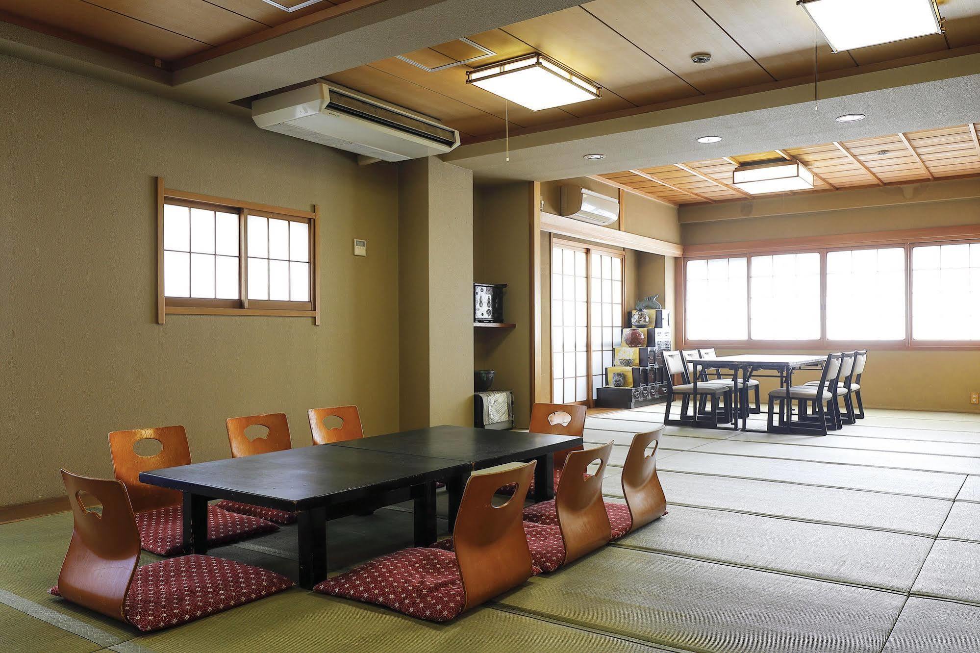 Azumaya Ryokan Киото Экстерьер фото